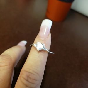 .SOLD SOLD 925 Sterling Silver White Sapphire Ring